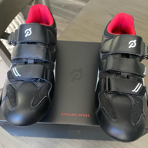 Peloton Black & Red Indoor Cycling Cleat Hook & Loop Unisex Shoes - Picture 2 of 3